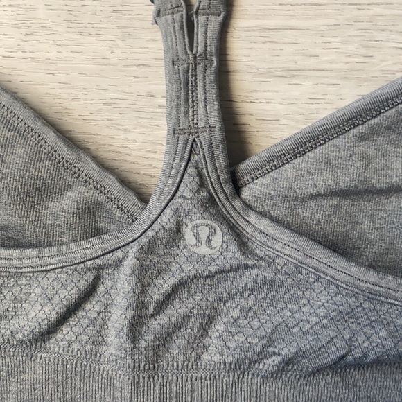 Lulu Lemon Gray Tank Size Small - Picture 3 of 3